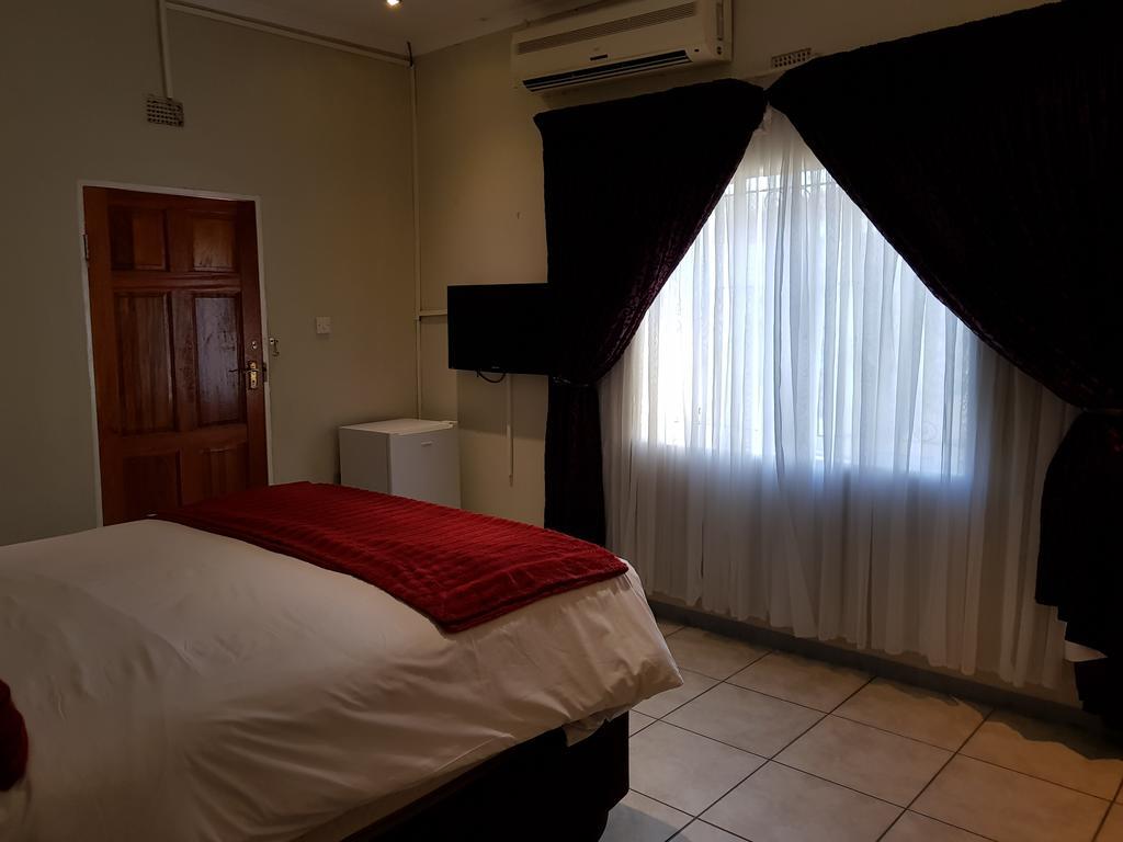 Batho Pele Lodge Gaborone Dış mekan fotoğraf